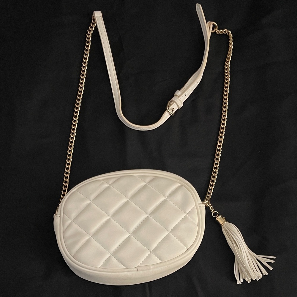 Elegant Cream Quilted Crossbody Bag
